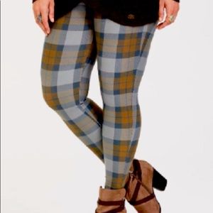 NWT Torrid Outlander Ponte Leggings Pants Size 10